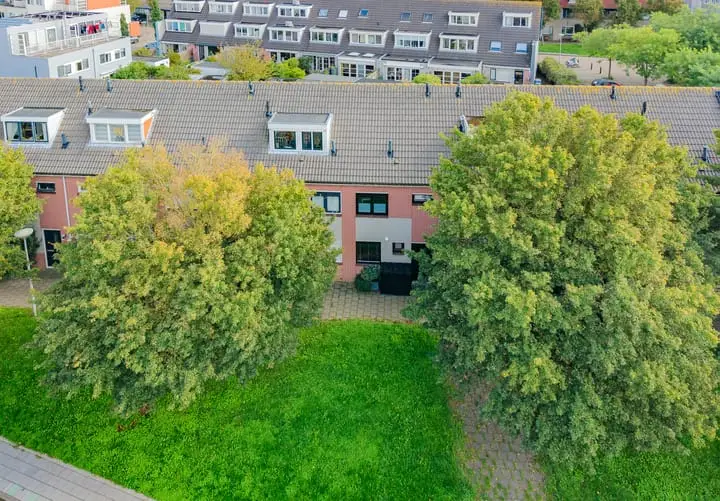 Foto Betsy Perkstraat 17 Velserbroek
