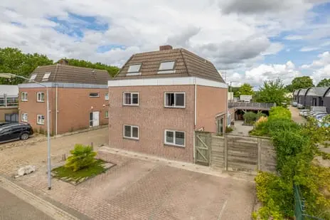 Foto Looierij 2 4762AM Zevenbergen