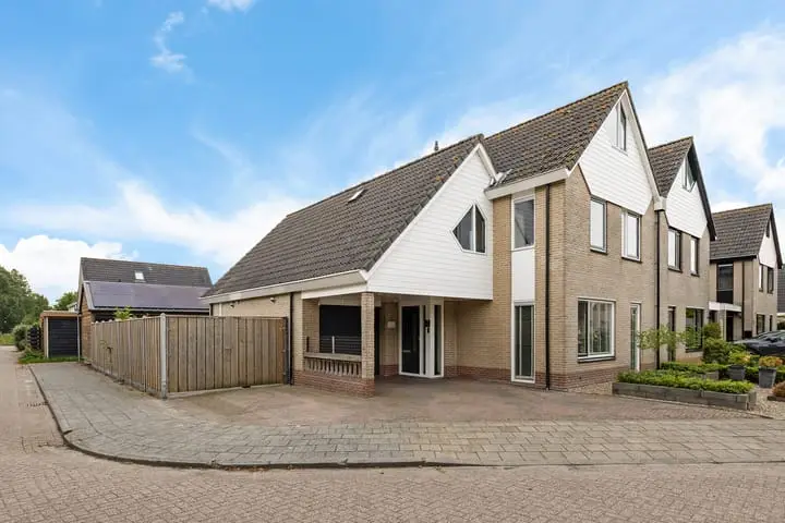 Foto Pastoor J H Wesselstraat 1 Coevorden