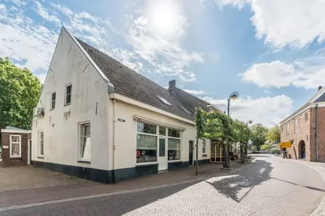 Foto Markt 24 6021CE Budel