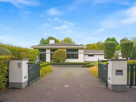 Foto Beeksestraat 115 4841GZ Prinsenbeek