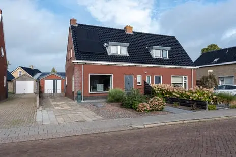 Foto Taeke Schuilengalaan 75 9231GT Surhuisterveen