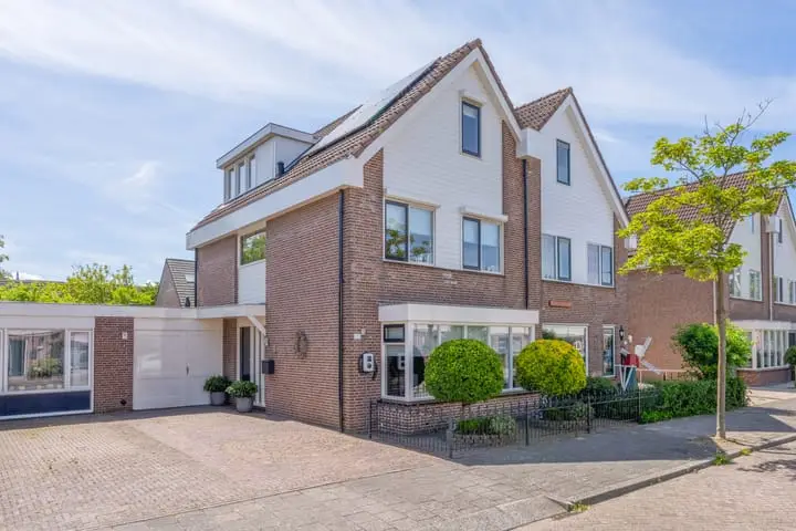 Foto Siegenlaan 102 2231PE Rijnsburg