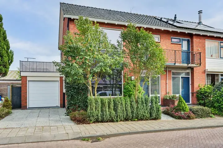 Foto Dwarsstraat 2 3297EE Puttershoek