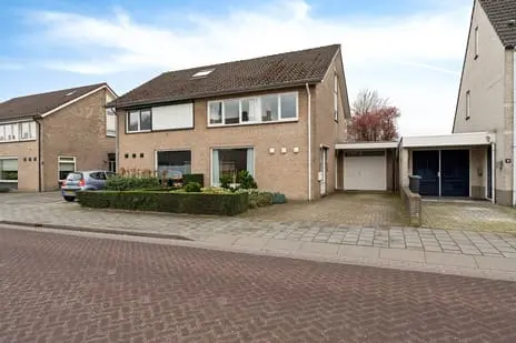 Foto Kerkstraat 4 5351EB Berghem