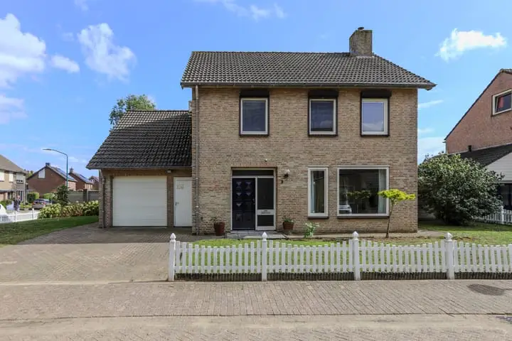 Foto Looiersstraat 3 Oeffelt