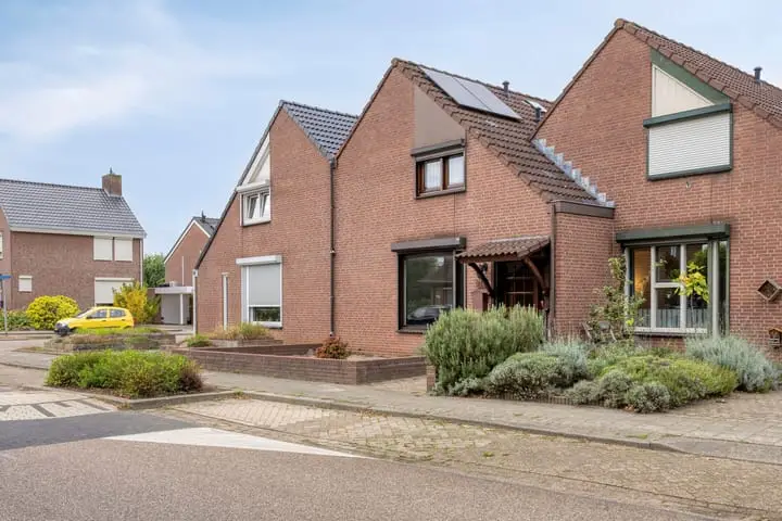 Foto Echterstraat 110 Maasbracht