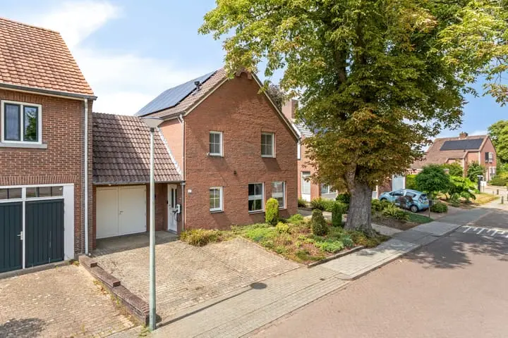Foto Rector Hendrixstraat 27 Maasbracht