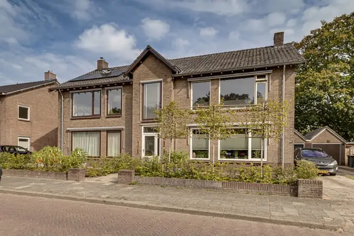 Foto Staringlaan 35 Apeldoorn