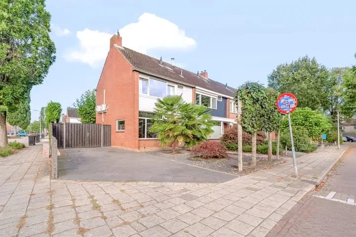 Foto Maasstraat 1 Nijverdal