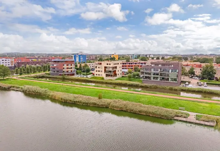 Foto L. Springerstraat 120 Velserbroek