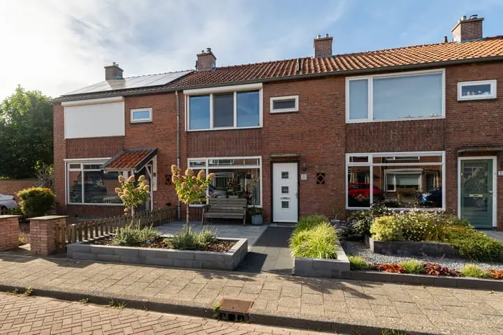 Foto Pieter Maasstraat 3 4285CA Woudrichem