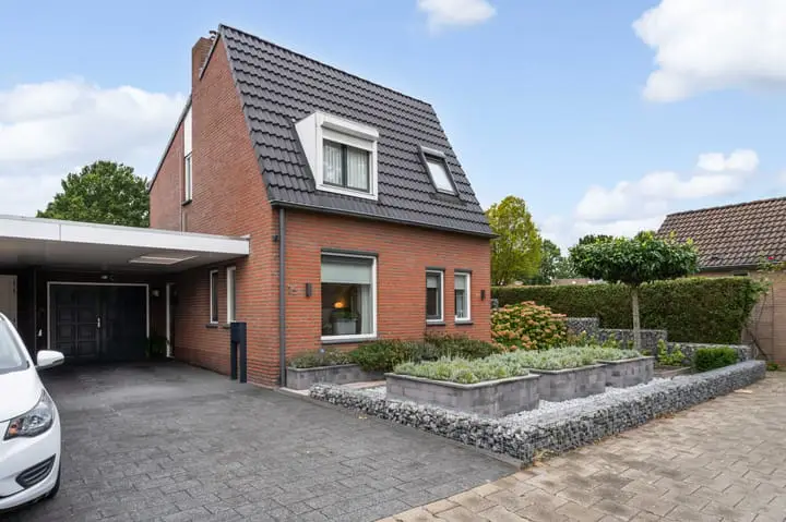 Foto Nachtegaal 15 Weert