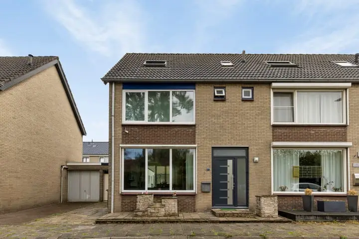 Foto Mgr Frenckenstraat 21 Hoogerheide