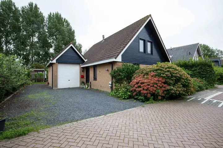 Foto Grebbe 15 1423DE Uithoorn