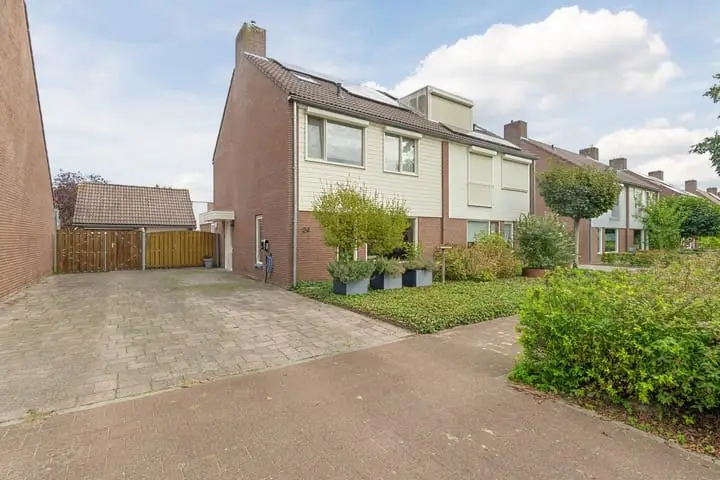 Foto Meerlosebaan 24 Wanssum