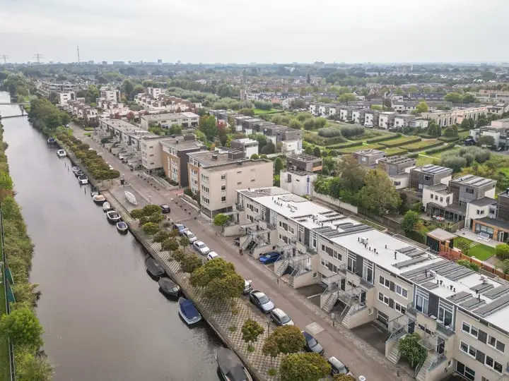Foto H.P. Berlagelaan 13 Oegstgeest