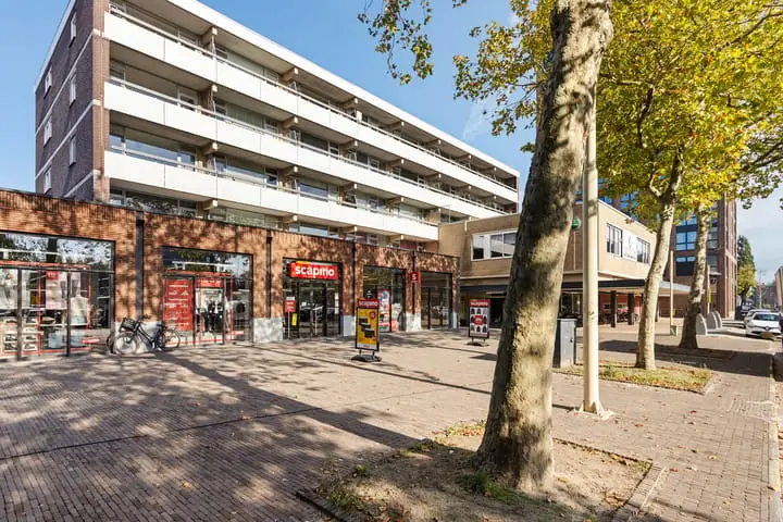 Foto Burgemeester Kuperusplein 82 Heerenveen