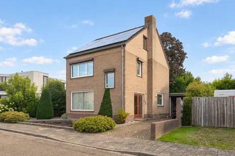 Foto Urnenveldstraat 2 6171BM Stein