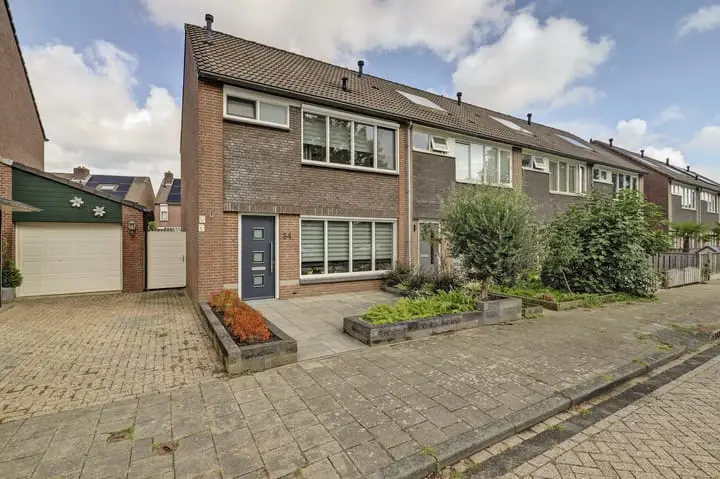 Foto Burgemeester Krijgsmangeerde 34 Raamsdonksveer