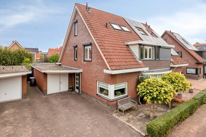 Foto Graskom 5 Almelo