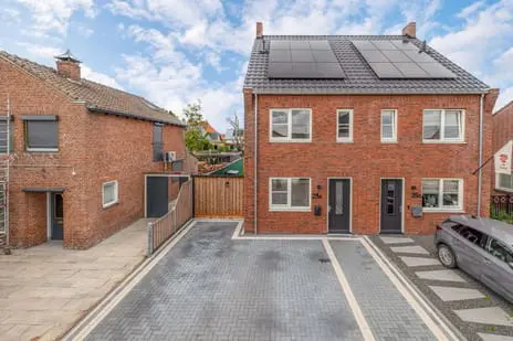 Foto Bisschop Hopmansstraat 25 4759BD Noordhoek