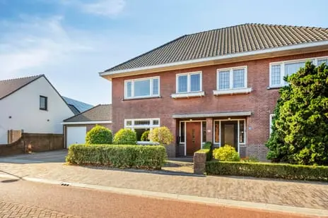 Foto Dorpstraat 77 5575AE Luyksgestel