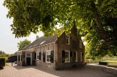 Foto Bloemendaalse Zeedijk 2 4765BP Zevenbergschen Hoek