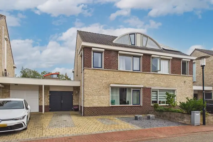 Foto Parelmoerboog 14 Terneuzen