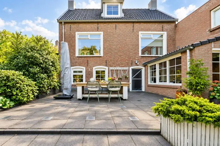 Foto Raadhuisstraat 30 Hooge Zwaluwe