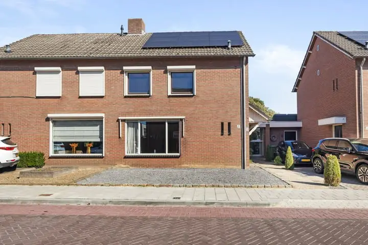 Foto Op de Raam 8 Maasbree