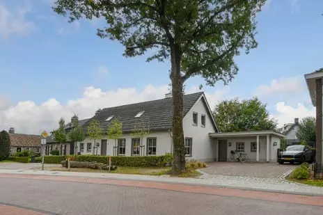 Foto Oostrikkerstraat 17 5595AD Leende