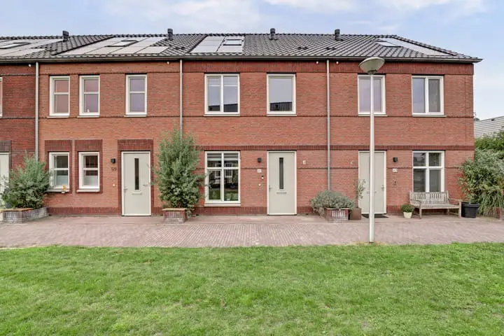 Foto Baas en Domburgstraat 61 Bodegraven