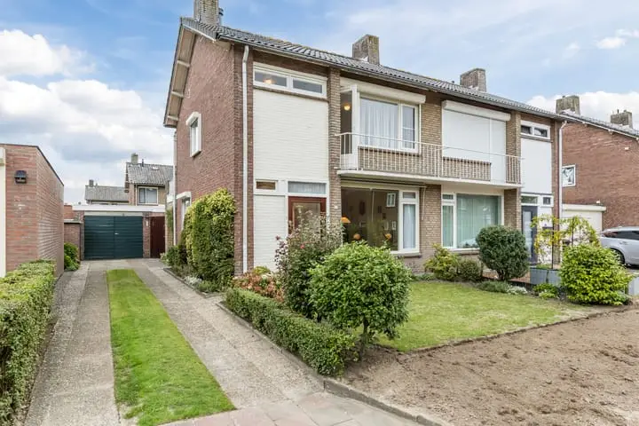 Foto Van Spreeuwelstraat 17 Hilvarenbeek