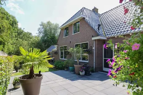 Foto Oude Schoolpad 3 8747NN Wons