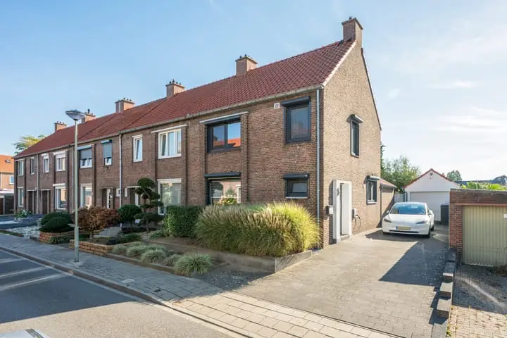 Foto Mgr. Feronstraat 9 Geleen