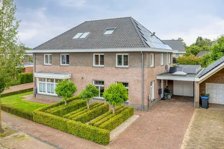 Foto Elzenweg 83 6601HJ Wijchen