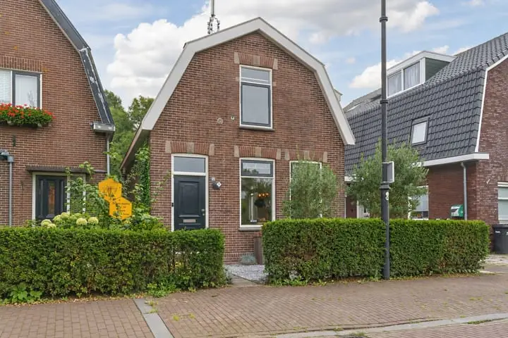 Foto Middel 12 Westzaan