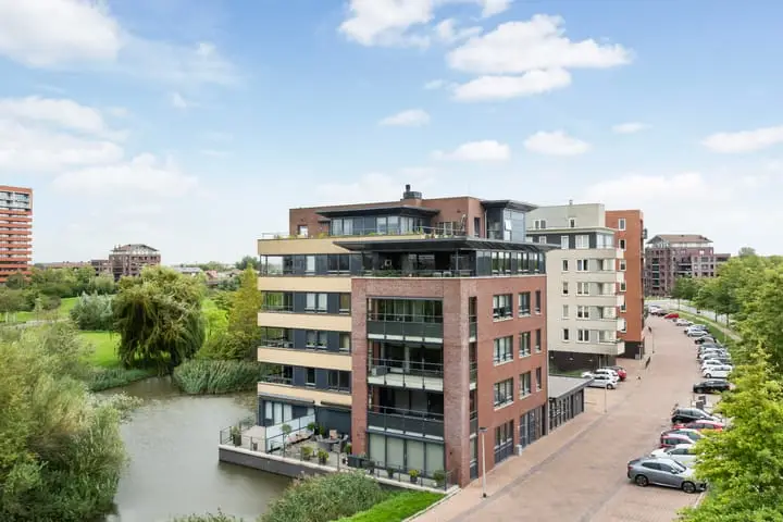 Foto Waterland 75 3344GT Hendrik-Ido-Ambacht