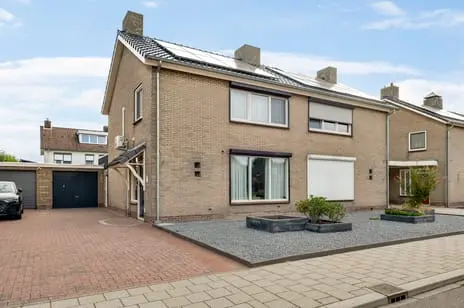Foto Klaproosstraat 5 6035BE Ospel