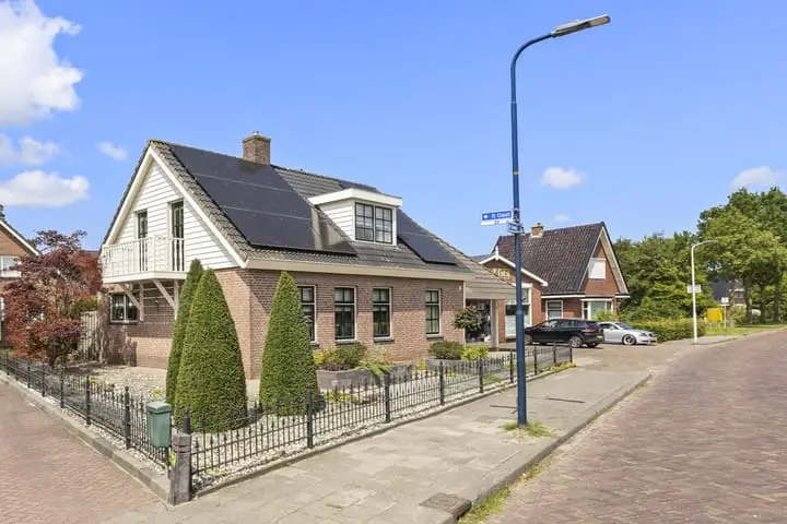 Foto It Oast 20 9284TG Augustinusga