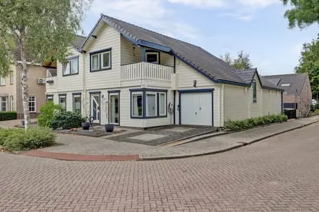 Foto Pater Veldmanlaan 35 5324BD Ammerzoden