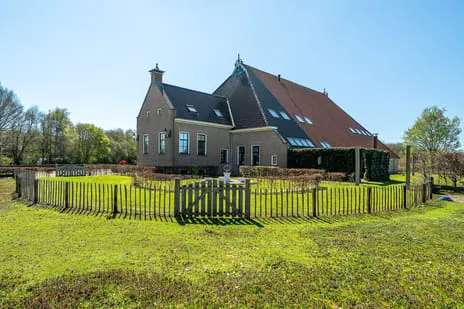 Foto Heerenveenseweg 3 8421PJ Oldeberkoop
