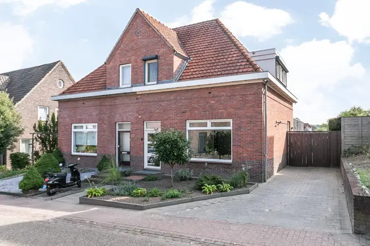 Foto Schutterstraat 48 Brunssum