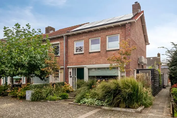 Foto Hendrik van Nassaustraat 21 Leerdam