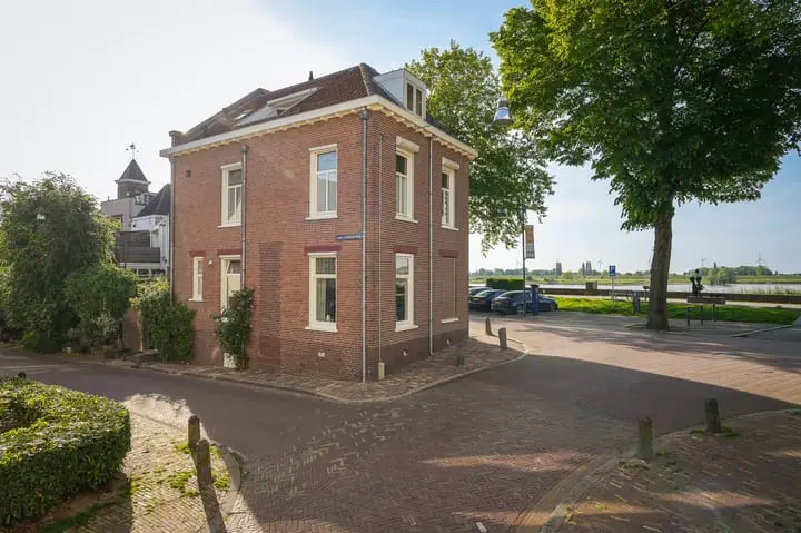 Foto Waalkade 30 5301CJ Zaltbommel