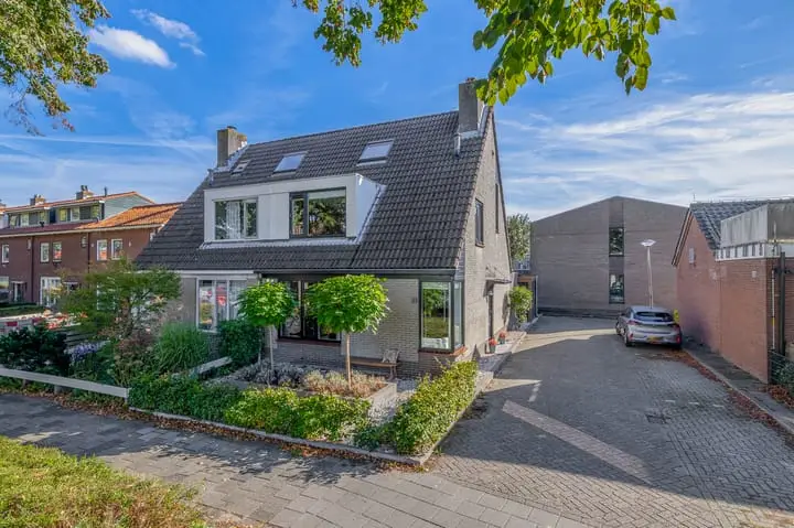 Foto Raadhuisstraat 12 2751AV Moerkapelle