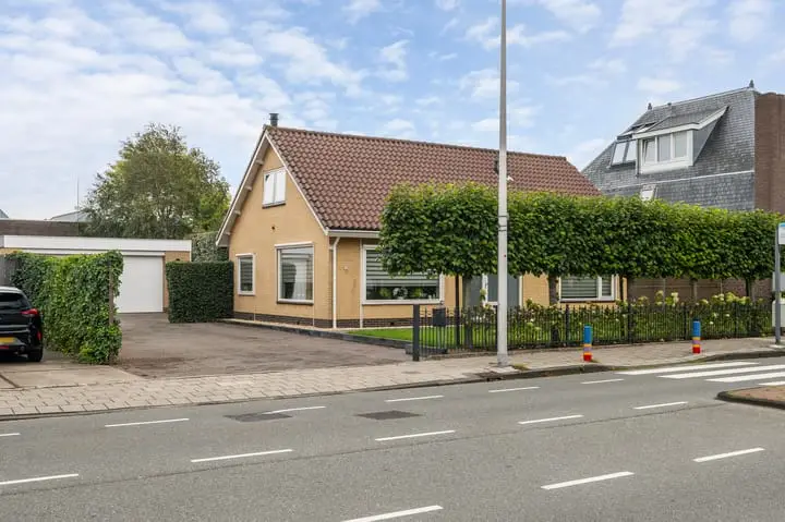 Foto Grote Woerdlaan 28 2671CL Naaldwijk