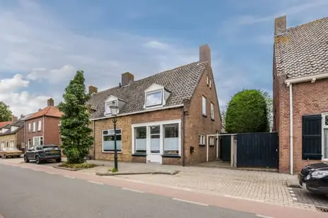 Foto Hoofdstraat 9 4765CA Zevenbergschen Hoek