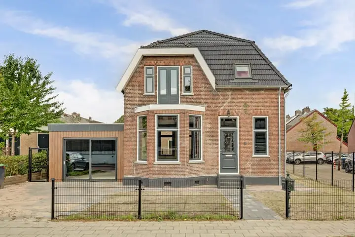 Foto Stationsstraat 2 Rhoon